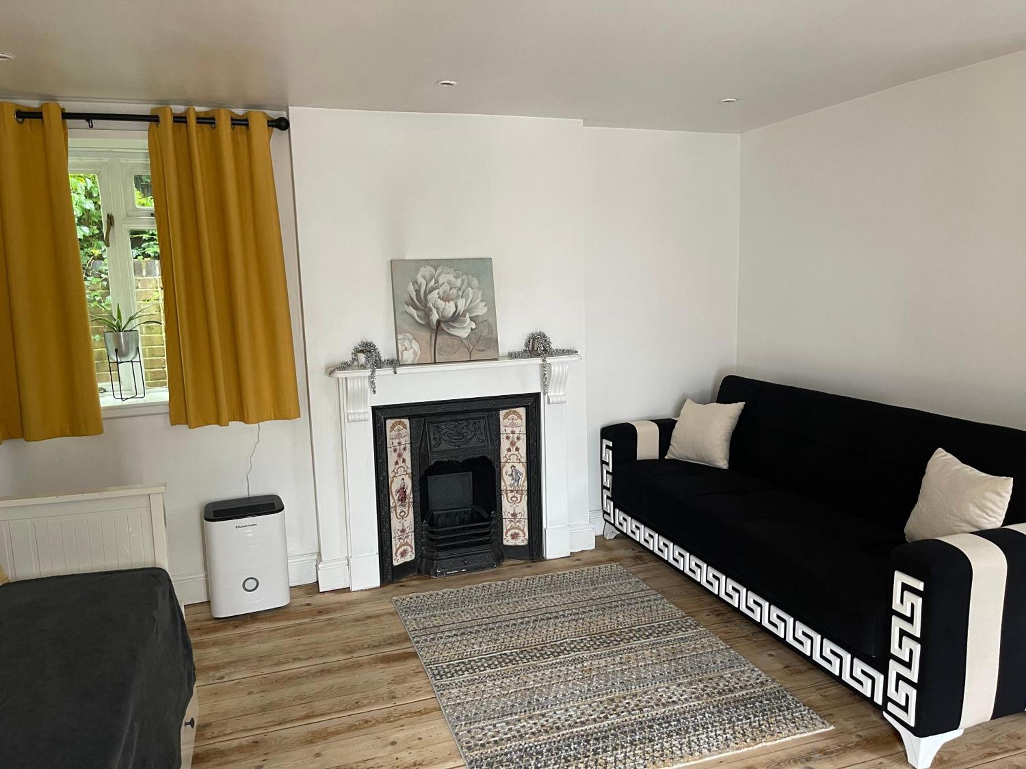 A Lovely One Bed Flat In North Finchley Exterior foto